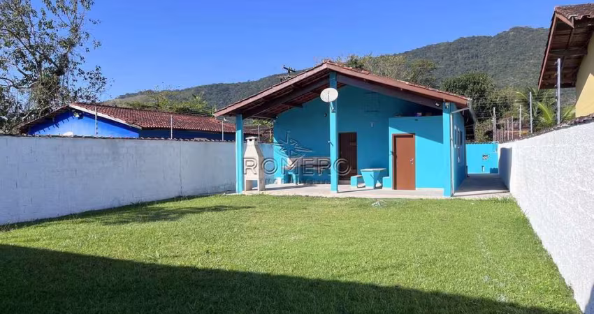 Casa para venda em Maranduba de 114.00m² com 2 Quartos e 5 Garagens