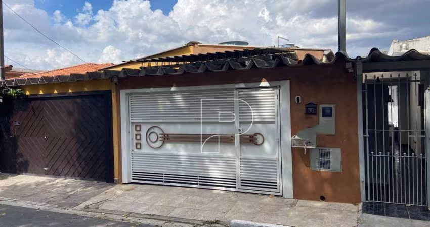 Casa para venda em Granja Viana de 86.00m² com 2 Quartos e 1 Garagem