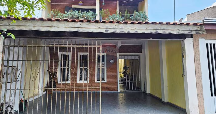 Sobrado para venda em Jardim Abaeté de 189.00m² com 3 Quartos, 1 Suite e 2 Garagens