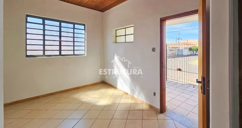 Casa para alugar em Centro de 120.00m² com 3 Quartos e 1 Garagem