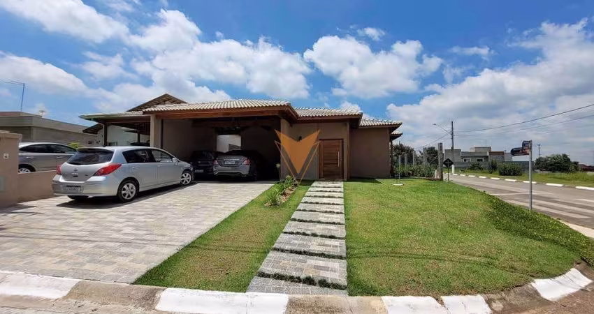 Casa para venda em Centro de 181.65m² com 3 Quartos, 1 Suite e 4 Garagens