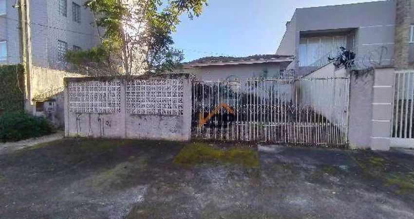 Casa para venda em Mercês de 272.00m² com 3 Quartos e 1 Garagem