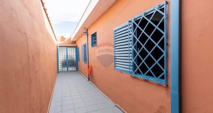 Casa para venda em Ipiranga de 165.00m² com 3 Quartos, 1 Suite e 2 Garagens