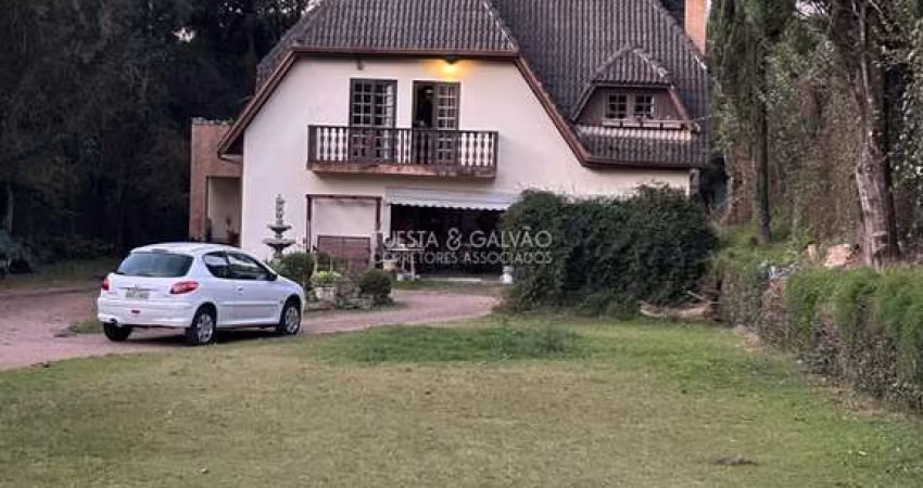 Casa para venda em Taboão de 660.00m² com 4 Quartos, 1 Suite e 10 Garagens