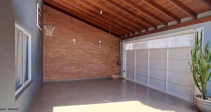 Casa para venda em Residencial Greenville de 110.00m² com 3 Quartos, 1 Suite e 3 Garagens