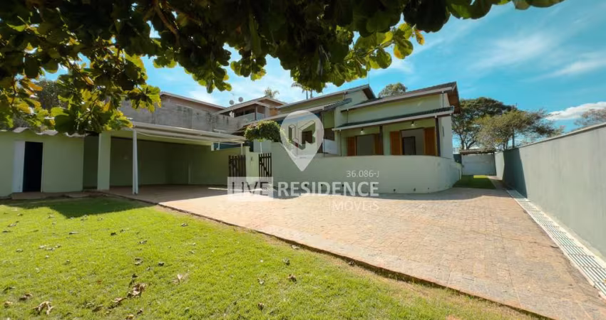Casa para venda em Jardim Leonor de 265.00m² com 3 Quartos, 1 Suite e 8 Garagens