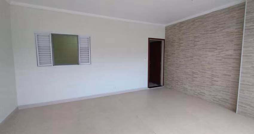 Casa para alugar em Centro de 126.00m² com 2 Quartos, 1 Suite e 2 Garagens