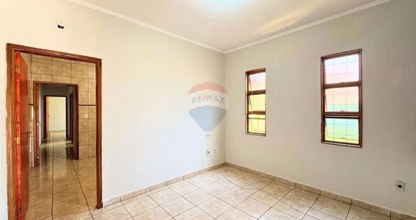 Casa para venda em Jardinópolis de 100.00m² com 2 Quartos e 2 Garagens