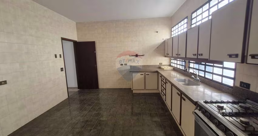 Casa para alugar em Nova Piracicaba de 312.40m² com 5 Quartos, 4 Suites e 6 Garagens