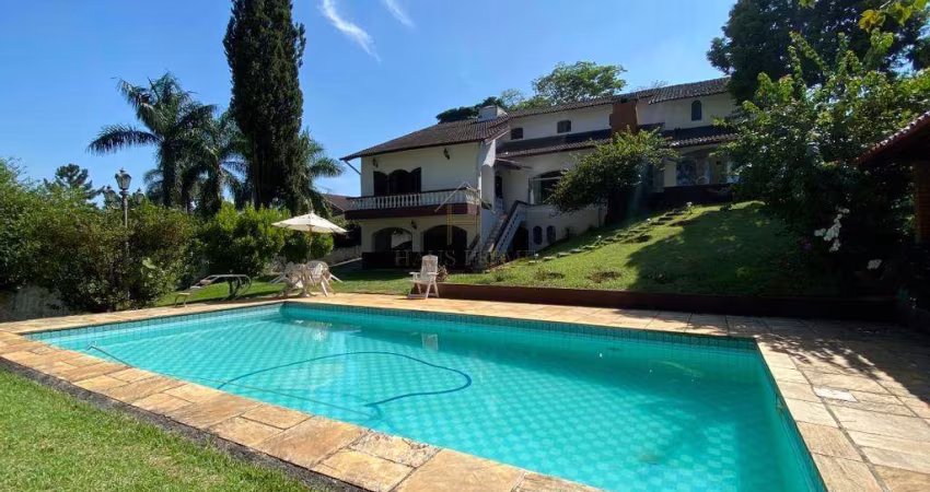 Casa de Condomínio para venda em Parque Dom Henrique de 450.00m² com 2 Quartos, 1 Suite e 6 Garagens