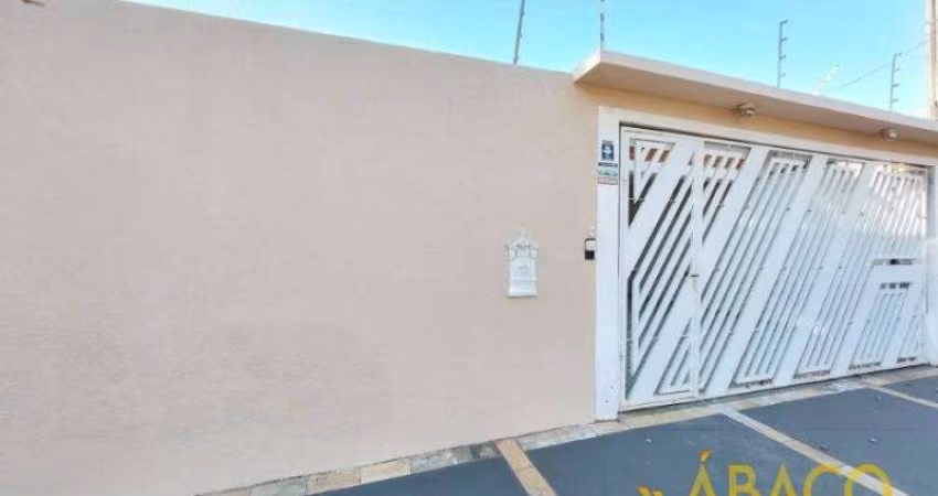 Casa para venda em Jardim Acapulco de 248.00m² com 3 Quartos, 1 Suite e 2 Garagens