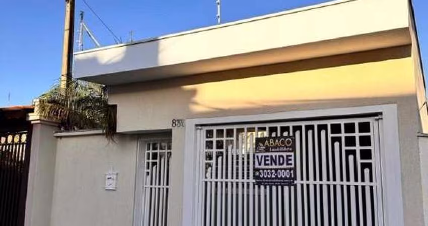 Casa para venda em Parque Santa Felícia Jardim de 107.00m² com 3 Quartos, 1 Suite e 2 Garagens