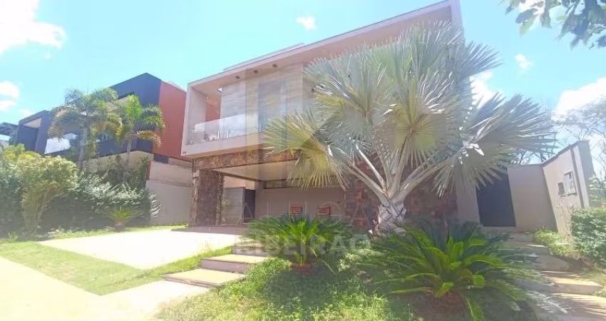 Casa para alugar em Residencial E Empresarial Alphaville de 480.00m² com 3 Quartos, 3 Suites e 4 Garagens