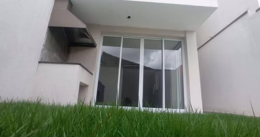 Casa para venda em Vila Furlan de 126.00m² com 3 Quartos, 1 Suite e 2 Garagens