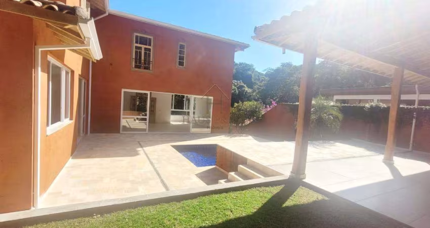 Casa de Condomínio para venda em Altos De São Fernando de 410.00m² com 4 Quartos, 4 Suites e 6 Garagens