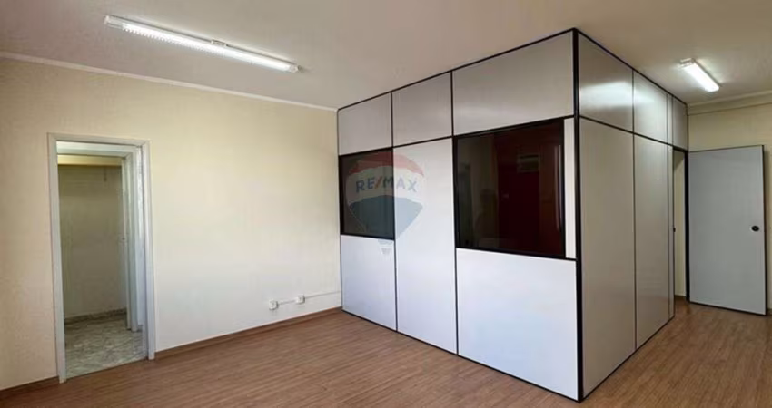 Sala Comercial para venda em Centro de 60.00m² com 1 Garagem