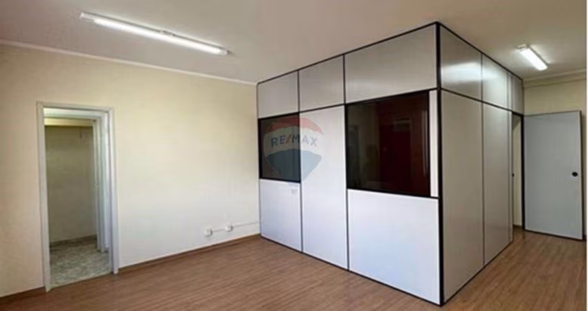 Sala Comercial para venda em Centro de 60.00m² com 1 Garagem