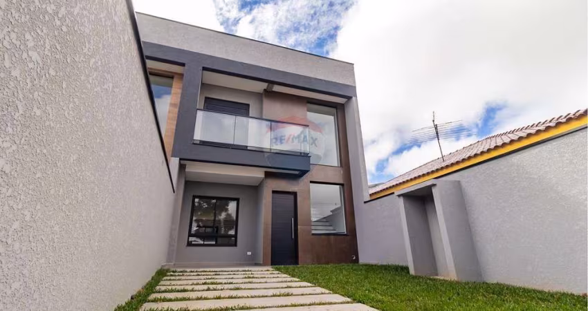 Sobrado para venda em Uberaba de 112.00m² com 3 Quartos, 3 Suites e 2 Garagens