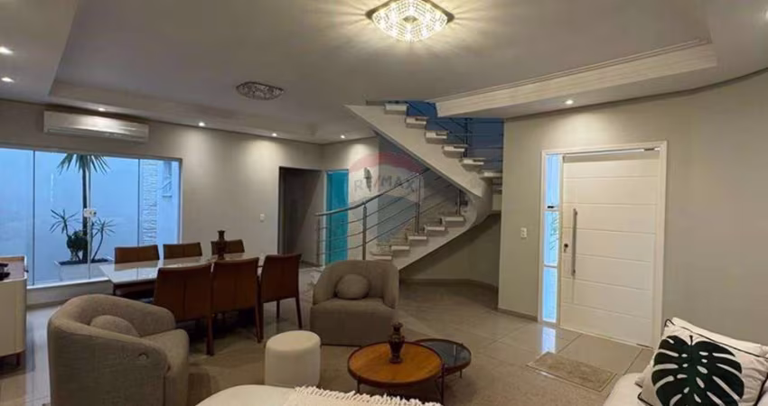 Casa para alugar em Parque Novo Mundo de 220.00m² com 3 Quartos, 1 Suite e 4 Garagens