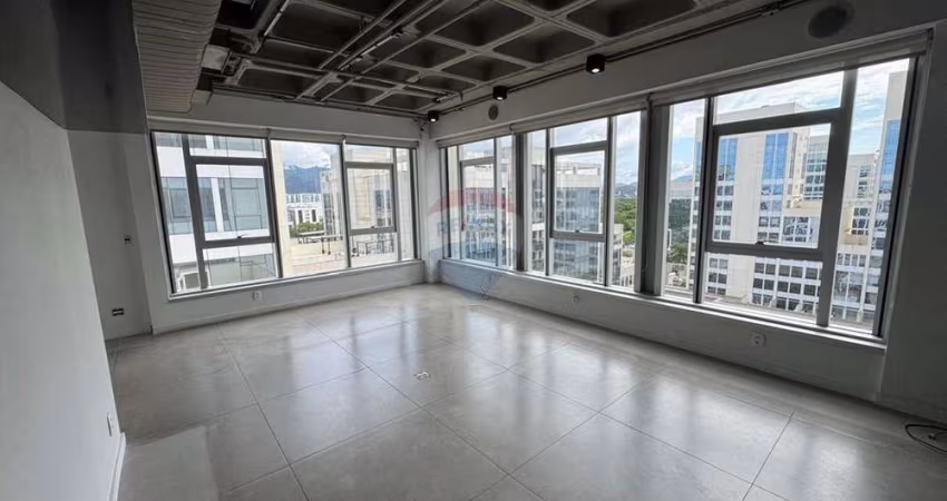 Sala Comercial para alugar em Jacarepaguá de 46.00m² com 1 Garagem