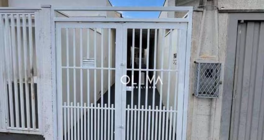 Casa para alugar em Parque Industrial de 80.00m² com 2 Quartos e 2 Garagens