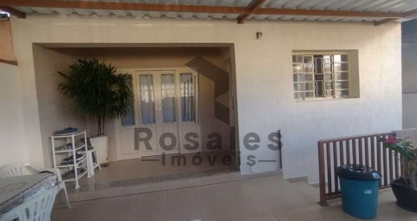 Casa para venda em Vila Bressani de 296.00m² com 4 Quartos, 2 Suites e 4 Garagens