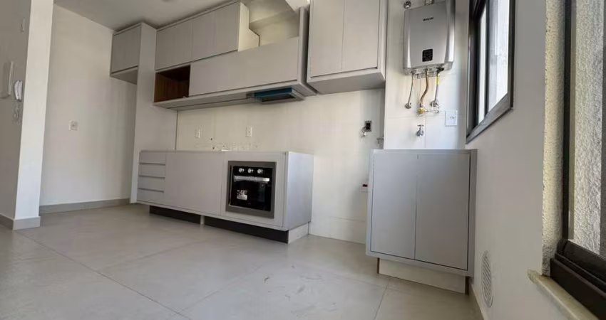 Apartamento para alugar em Jardim Santiago de 60.00m² com 2 Quartos, 1 Suite e 2 Garagens