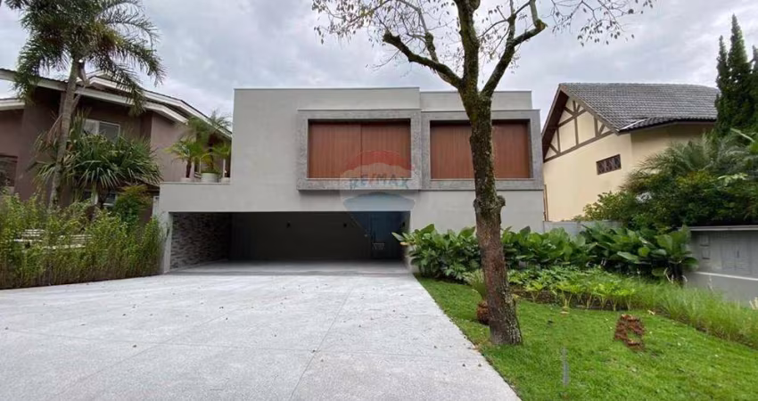 Casa de Condomínio para venda em Alphaville Residencial Zero de 440.00m² com 5 Quartos, 5 Suites e 6 Garagens