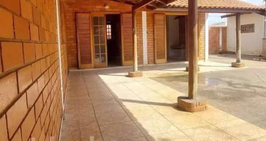 Sobrado para venda em Jardim Márcia Ii de 161.00m² com 3 Quartos, 1 Suite e 2 Garagens