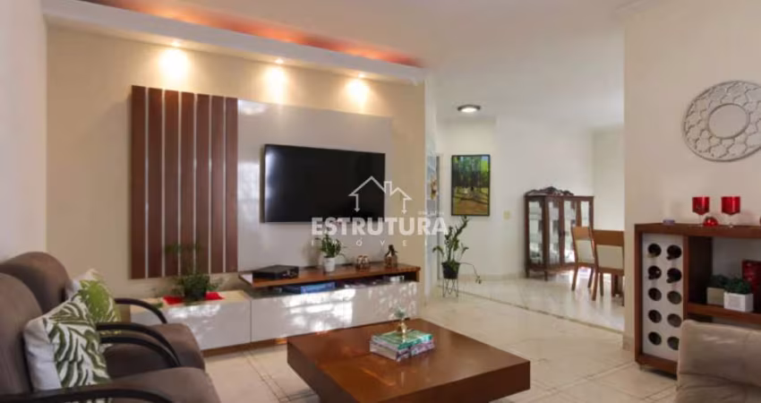 Casa para venda em Jardim São Paulo de 175.00m² com 3 Quartos, 1 Suite e 3 Garagens