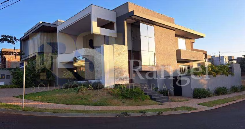 Casa de Condomínio para venda em Residencial Alto Do Castelo de 390.00m² com 3 Quartos, 3 Suites e 4 Garagens