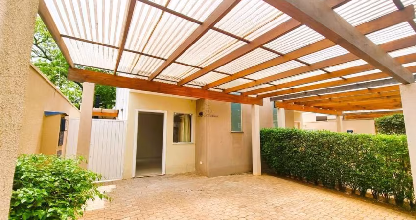 Sobrado para venda em Pinheirinho de 175.00m² com 3 Quartos, 1 Suite e 2 Garagens