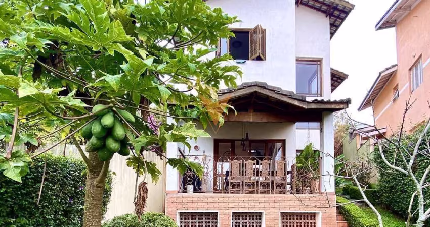 Casa para venda em Moinho Velho de 325.50m² com 4 Quartos, 4 Suites e 2 Garagens
