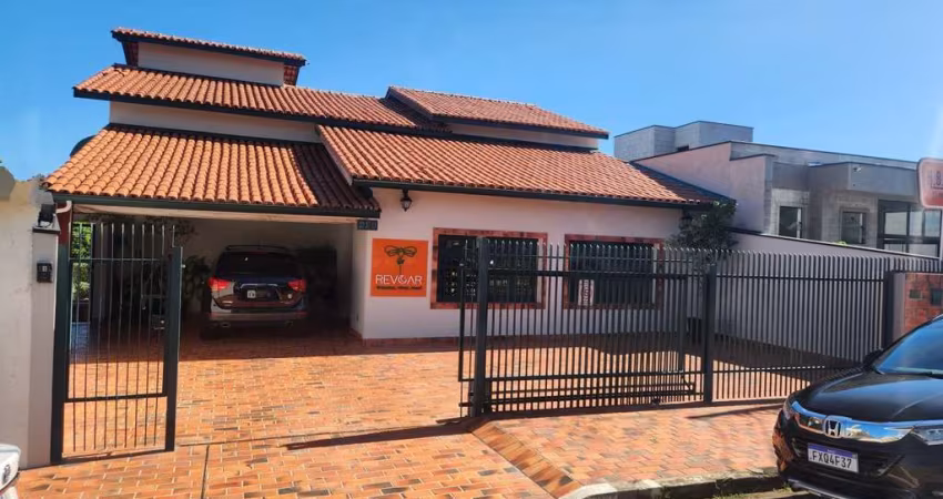 Casa para venda em Santa Rosa de 684.00m² com 4 Quartos, 2 Suites e 4 Garagens