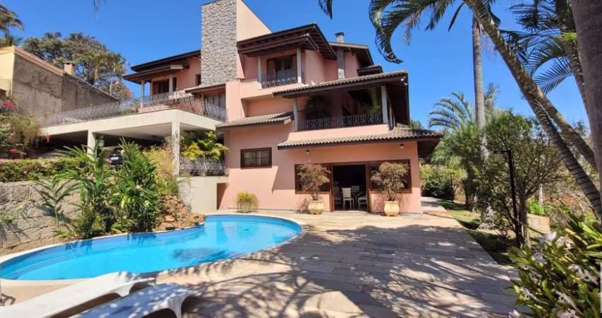 Casa de Condomínio para venda em Marambaia de 365.00m² com 4 Quartos, 3 Suites e 8 Garagens