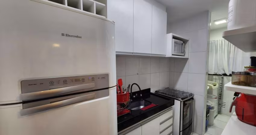 Apartamento para alugar em Pinheirinho de 58.00m² com 2 Quartos, 1 Suite e 1 Garagem