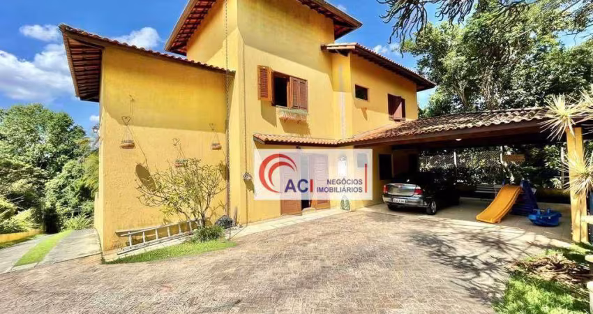 Casa de Condomínio para venda em Fazendinha de 336.00m² com 4 Quartos, 1 Suite e 6 Garagens