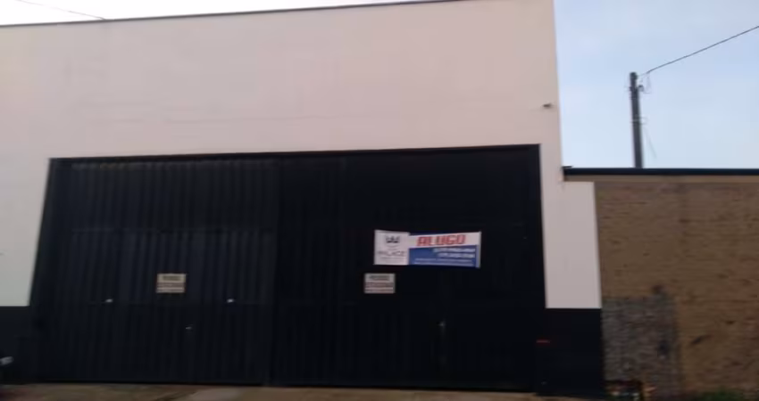 Galpão / Depósito / Armazém para alugar em Vila Areião de 280.00m² com 4 Garagens