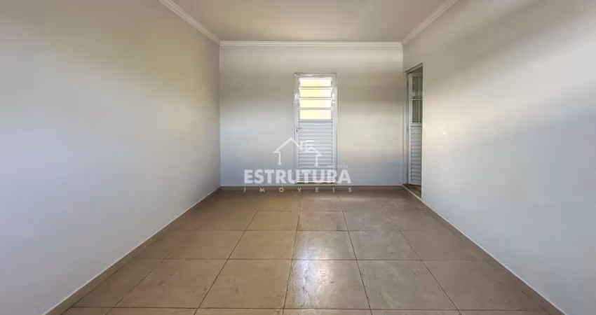 Casa para alugar em Centro de 160.00m² com 3 Quartos