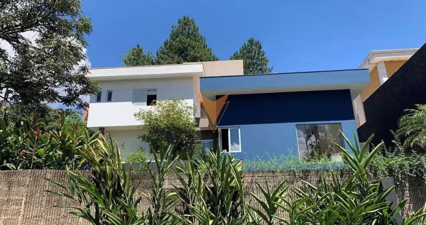 Casa para venda em Nova Higienópolis de 300.00m² com 3 Quartos, 3 Suites e 4 Garagens