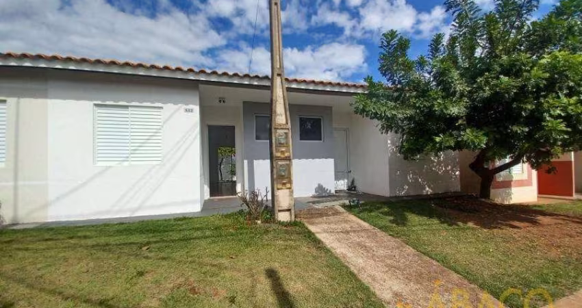 Casa para alugar em Jardim Ipanema de 55.00m² com 2 Quartos, 1 Suite e 2 Garagens