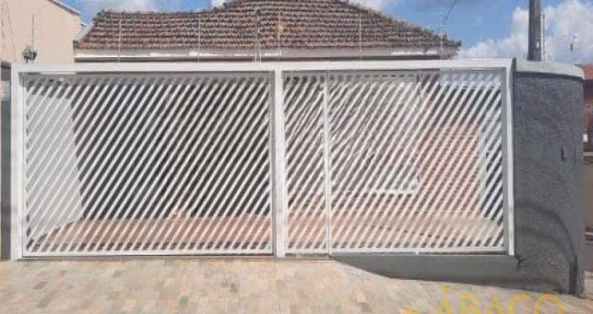 Casa para alugar em Vila Faria de 200.00m² com 3 Quartos, 1 Suite e 2 Garagens