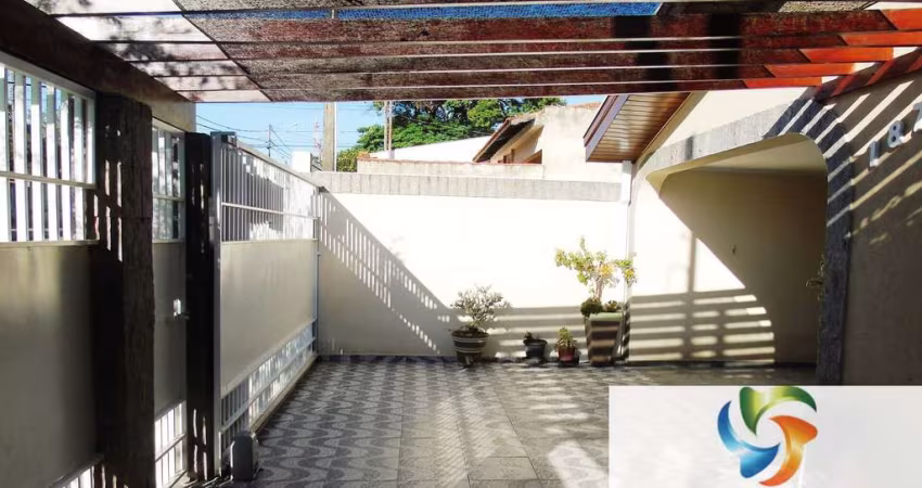 Casa para venda em Jardim Macarenko de 240.00m² com 3 Quartos, 1 Suite e 3 Garagens