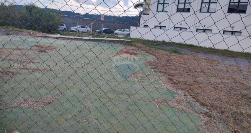Lote / Terreno para alugar em Parque Das Vinhas de 493.22m²