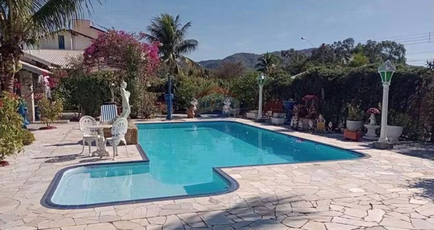 Casa para venda em São Pedro de 199.32m² com 5 Quartos, 3 Suites e 2 Garagens