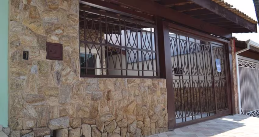 Casa para alugar em Jardim Sarapiranga de 128.00m² com 3 Quartos, 1 Suite e 2 Garagens