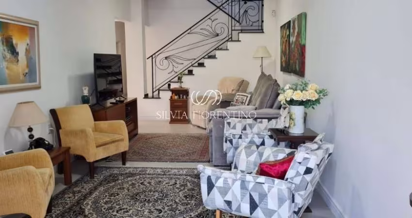 Casa para venda em Centro de 260.00m² com 3 Quartos, 1 Suite e 3 Garagens