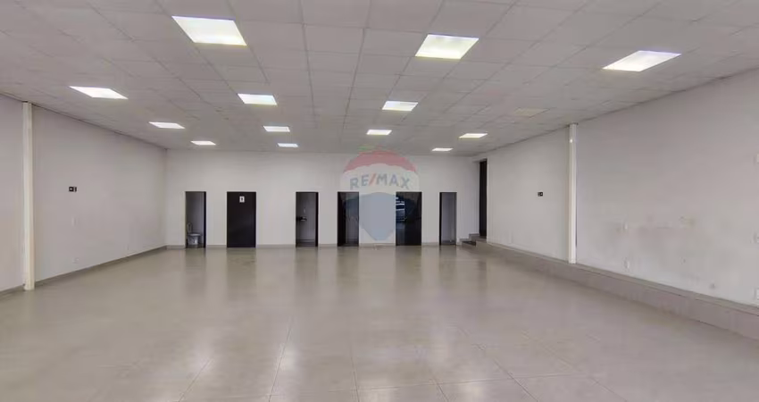 Sala Comercial para alugar em Centro de 179.55m² com 2 Garagens
