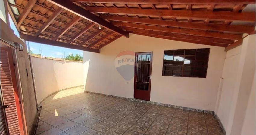 Casa para venda em Martim Francisco de 75.00m² com 2 Quartos e 2 Garagens