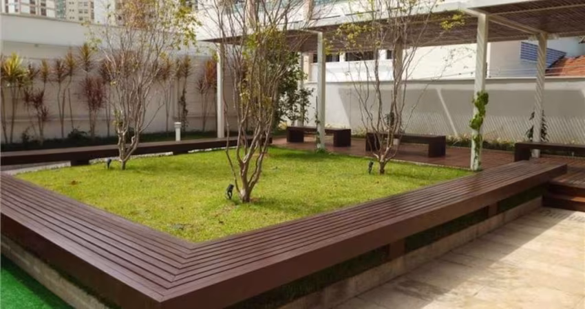 Apartamento para venda em Vila Mariana de 70.00m² com 2 Quartos, 1 Suite e 2 Garagens